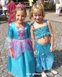 P9036511-zwei-Prinzessinnen